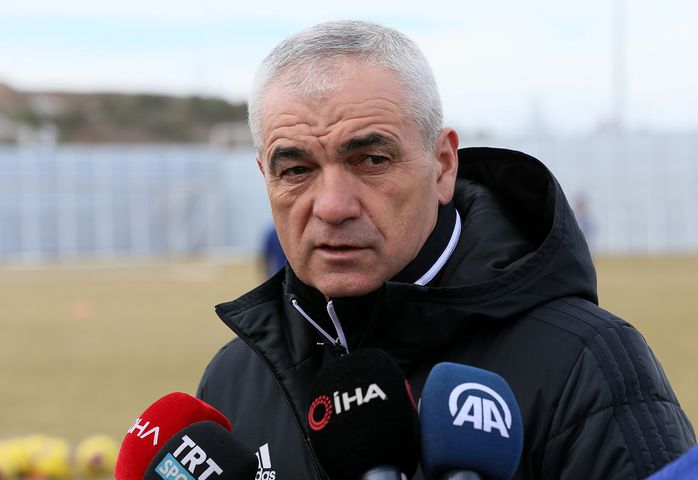Rıza Çalımbay: Golü attıktan sonra geriye çekildik