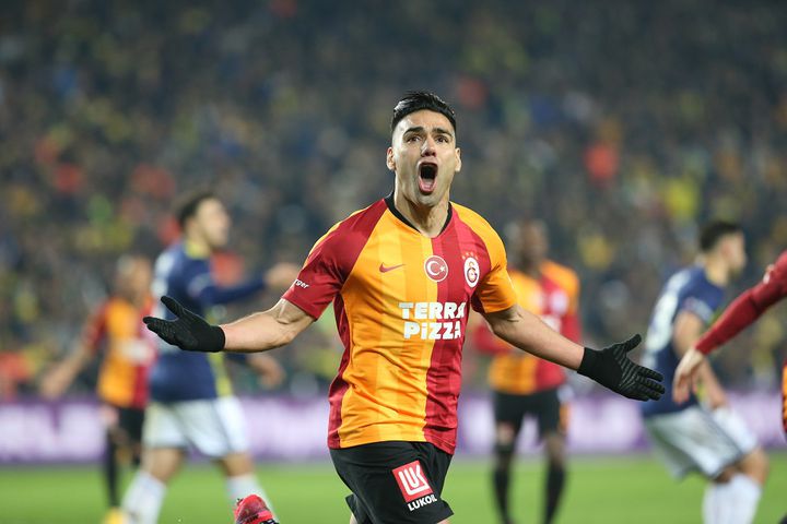 Sarı-kırmızılılarda El Tigre eski günlerine geri döndü