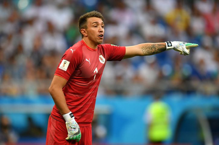 Galatasaray'da Muslera belirsizliği!