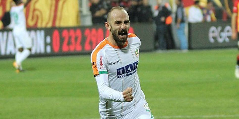 Alanyaspor Fenerbahçe maçında Efecan Karaca'ya sakatlık şoku