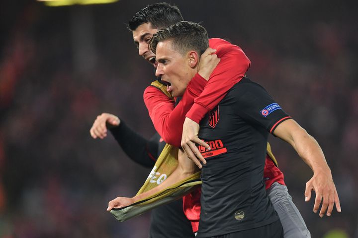 Atletico uzattı, PSG kısa kesti