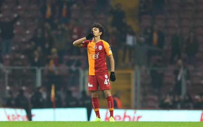 Galatasaray 'Kapı'yı kapadı, Barcelona atağa kalktı