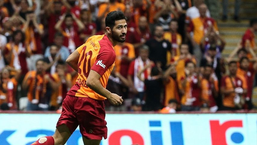 Emre Akbaba, Gençlerbirliği maçında sahada