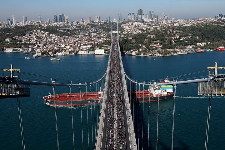 Rekor da kırıldı, köprüde piknik de yapıldı