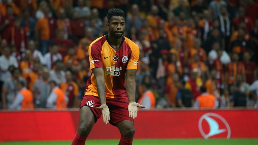 Sarı-kırmızılılar Hollandalı savunmacısıyla yola devam ediyor