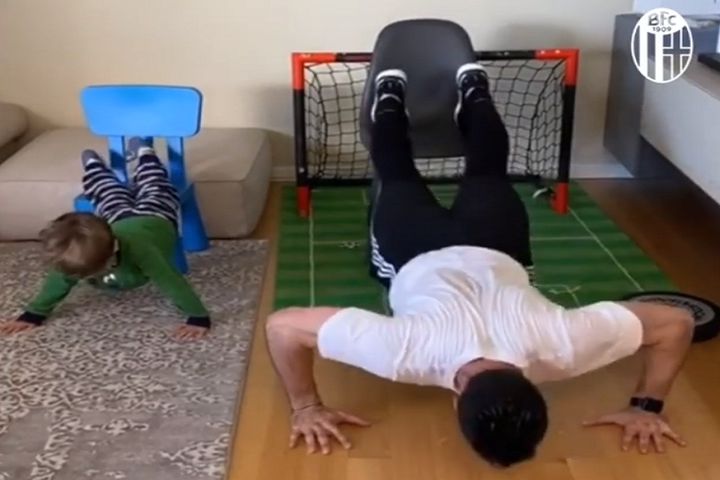 Angelo da Costa, antrenmanlarına oğluyla birlikte devam ediyor