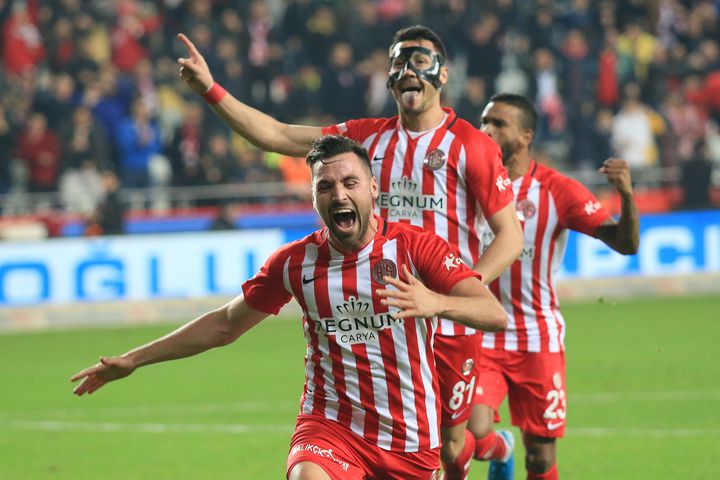 Antalyaspor golcüleriyle güldü