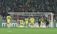 Emre Belözoğlu penaltıyı bilerek mi atmadı?
