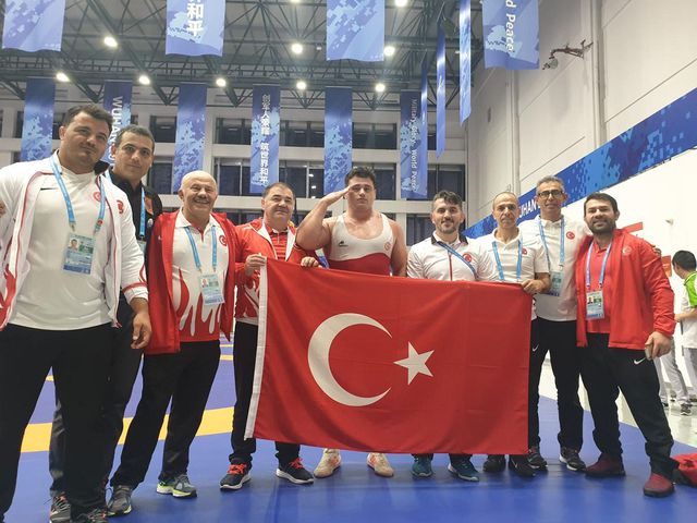 Altın adam Rıza’nın ‘selamı’ var