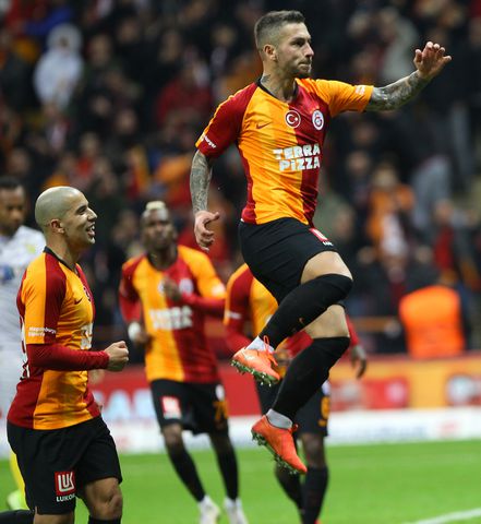 Galatasaray zor devirdi