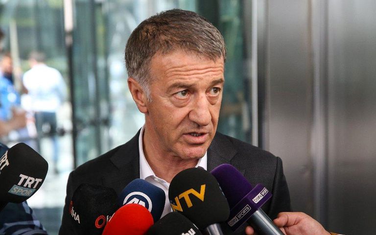 Trabzonspor o iki oyuncuyla 'devam' kararı aldı!