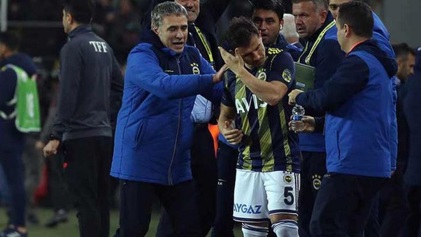 Emre takıma küs, Yanal'a tepkili