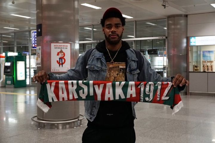 DJ Kennedy yeniden Kaf Kaf oldu!