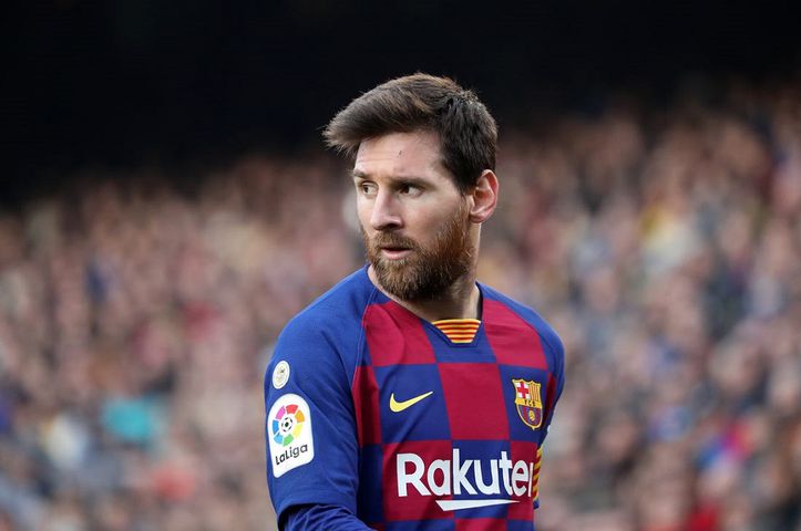 Lionel Messi’den transfer açıklaması