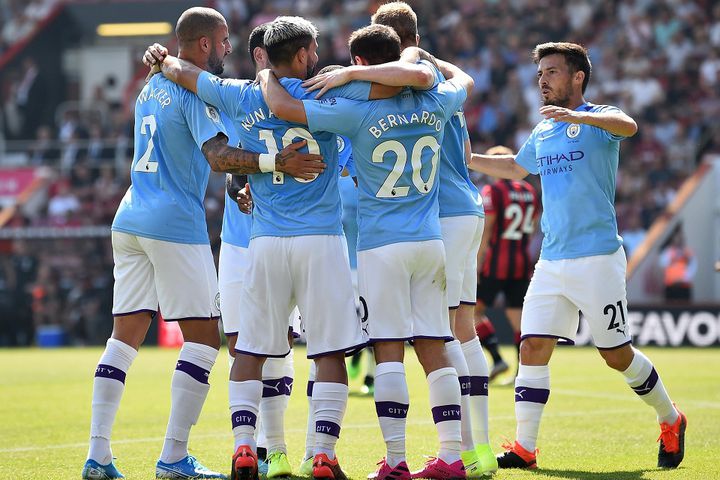 Manchester City tarihe geçti!