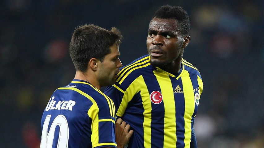 Emenike sosyal medya paylaşımıyla herkesi şaşırttı