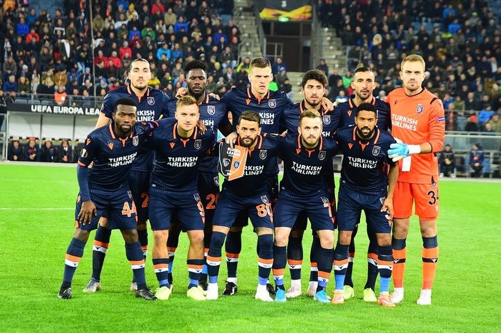 Başakşehir, Avusturya'da şov yaptı; LİDERLİĞİ ALDI!