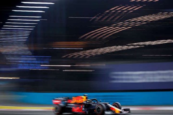Verstappen podyuma geri döndü