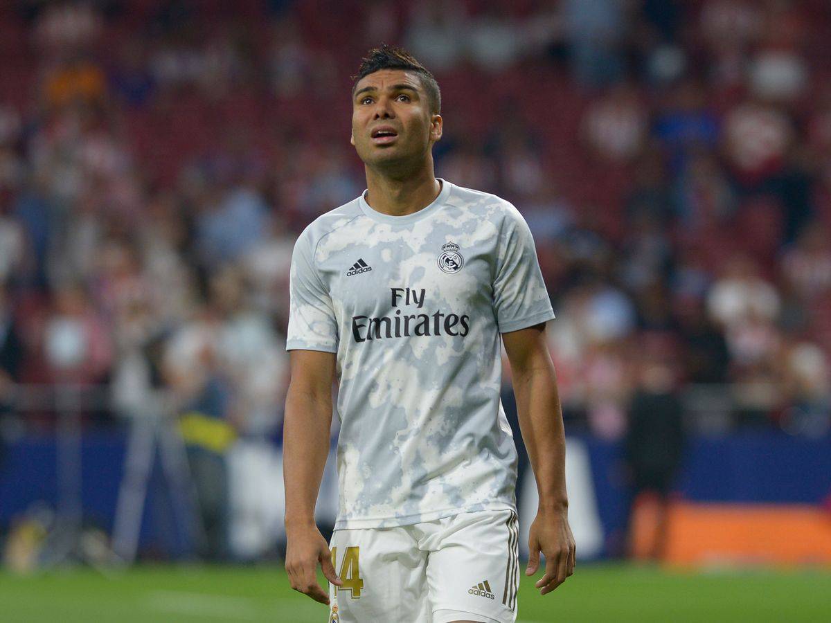 Son inside. Каземиро 2021. Casemiro лысый. Casemiro 2019.